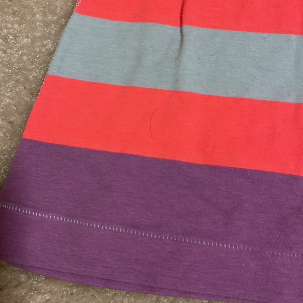 Gap - Picture 2 of 3